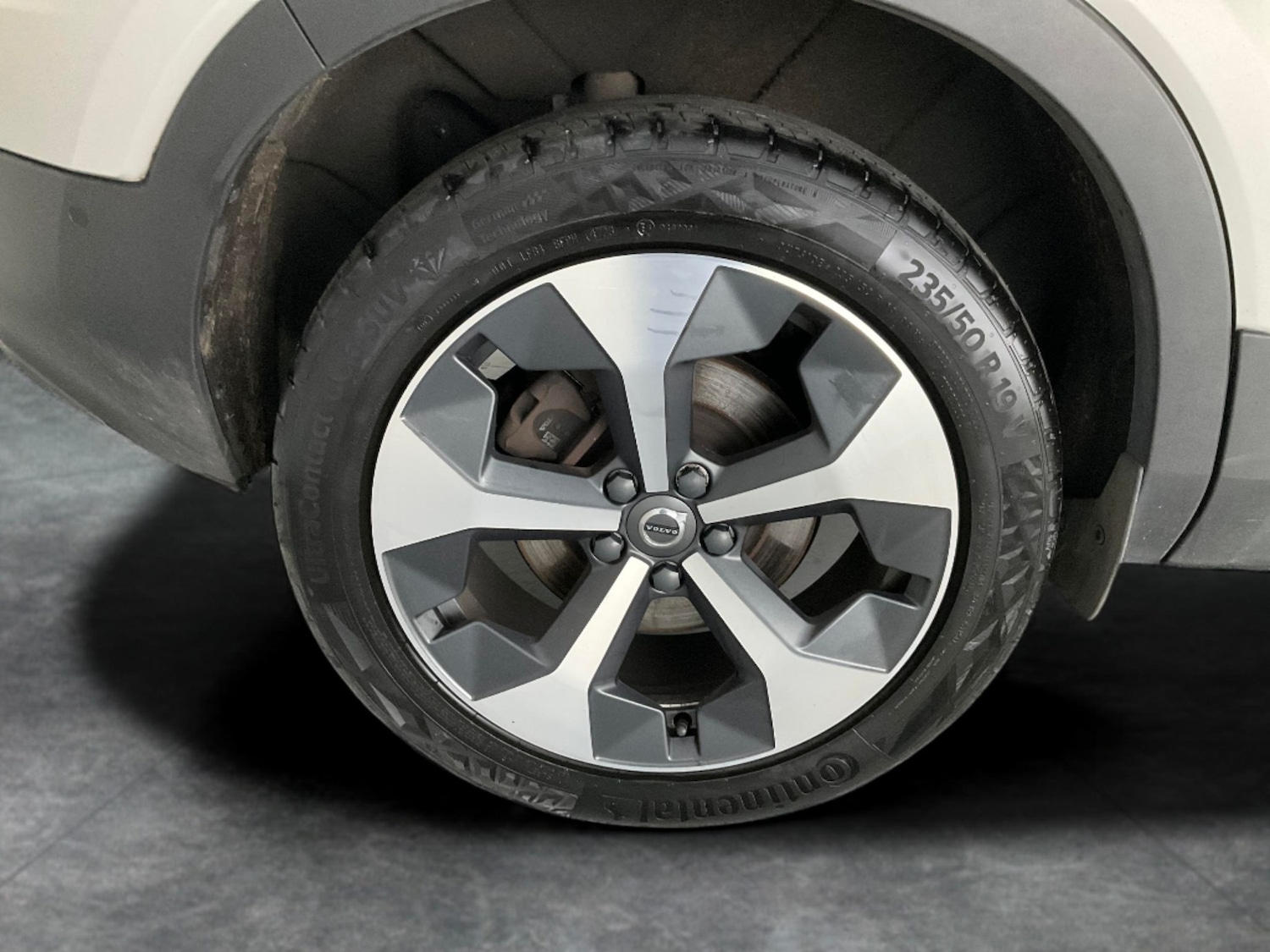 Used Volvo XC40 2022 for sale - 76684707: Photo 32