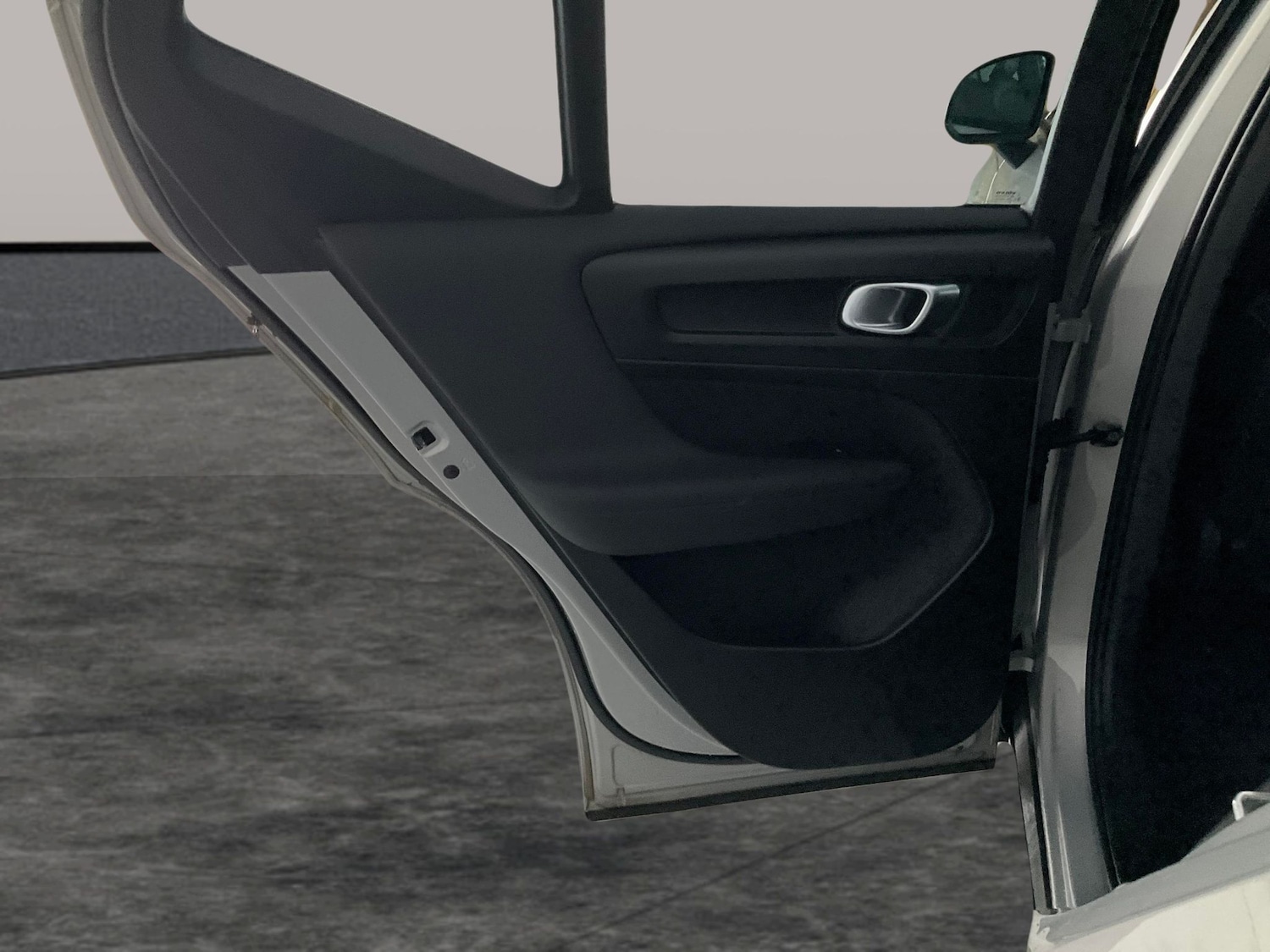 Used Volvo XC40 2022 for sale - 76684707: Photo 35