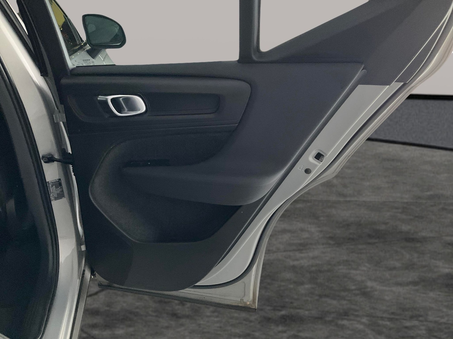 Used Volvo XC40 2022 for sale - 76684707: Photo 37