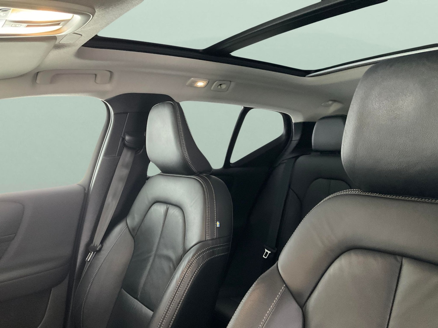 Used Volvo XC40 2022 for sale - 76684707: Photo 5