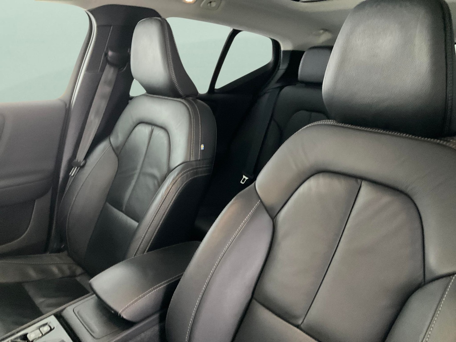 Used Volvo XC40 2022 for sale - 76684707: Photo 9