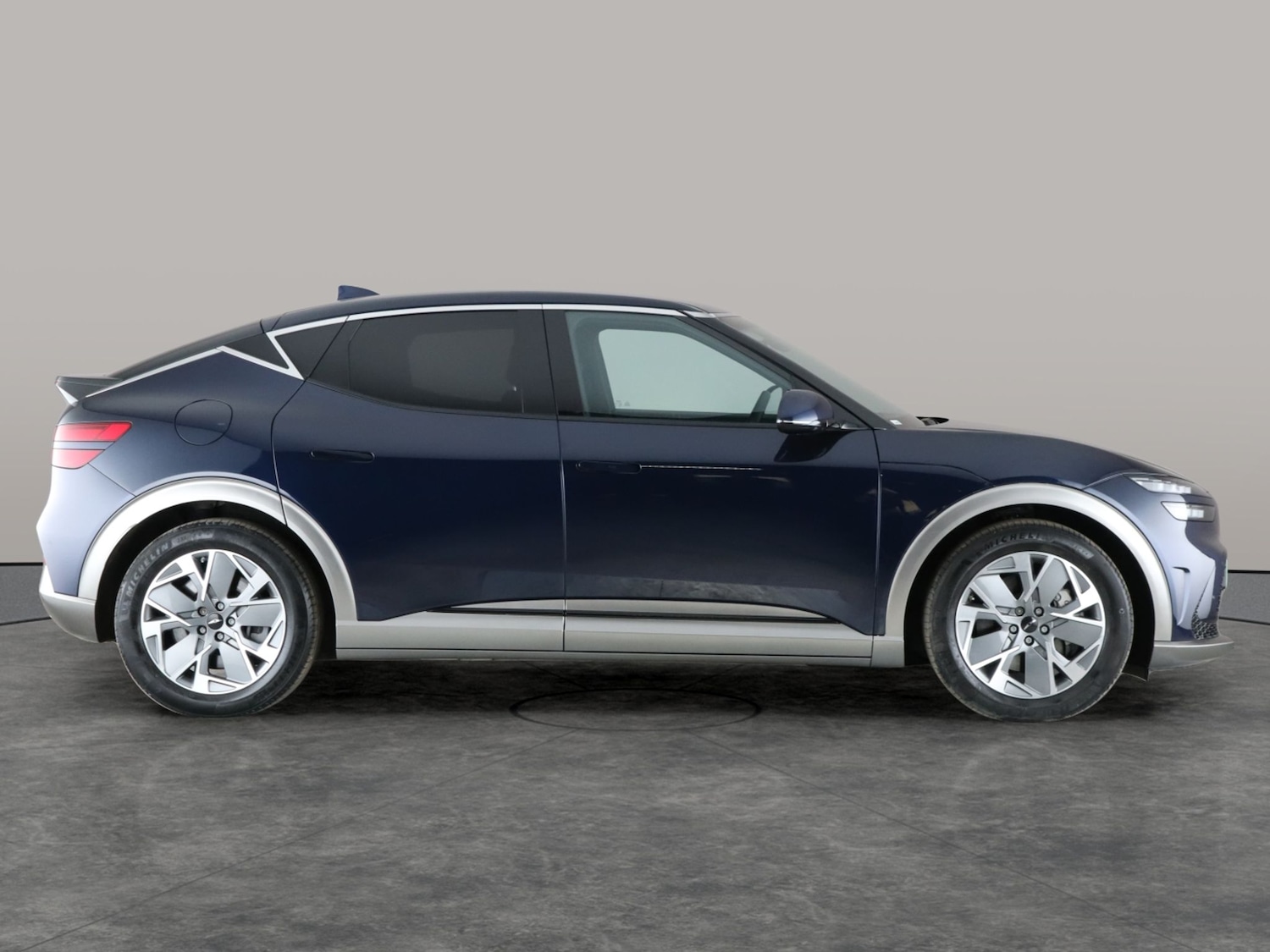 Used Genesis GV60 2022 for sale - 77165061: Photo 9