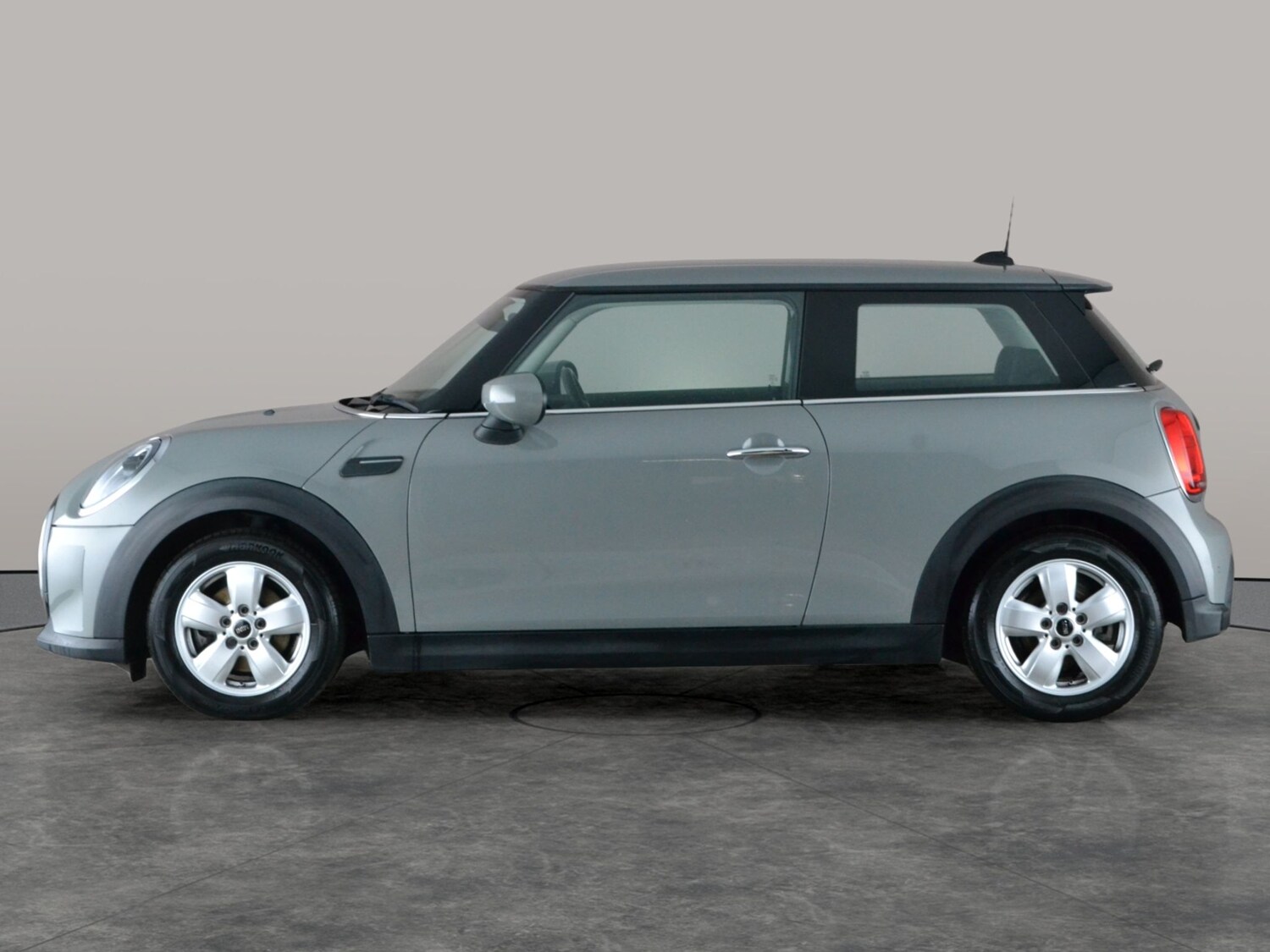Used MINI Hatch 2022 for sale - 77810574: Photo 12