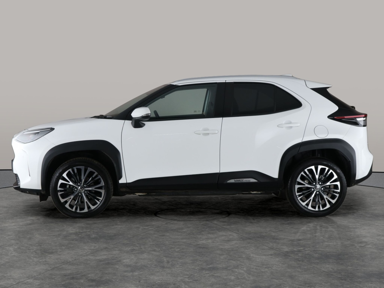 Used Toyota Yaris Cross 2022 for sale - 76668638: Photo 13