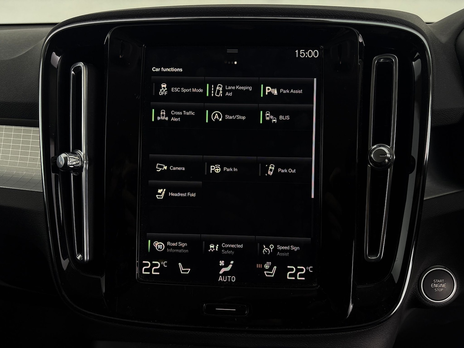 Used Volvo XC40 2020 for sale - 76719917: Photo 28