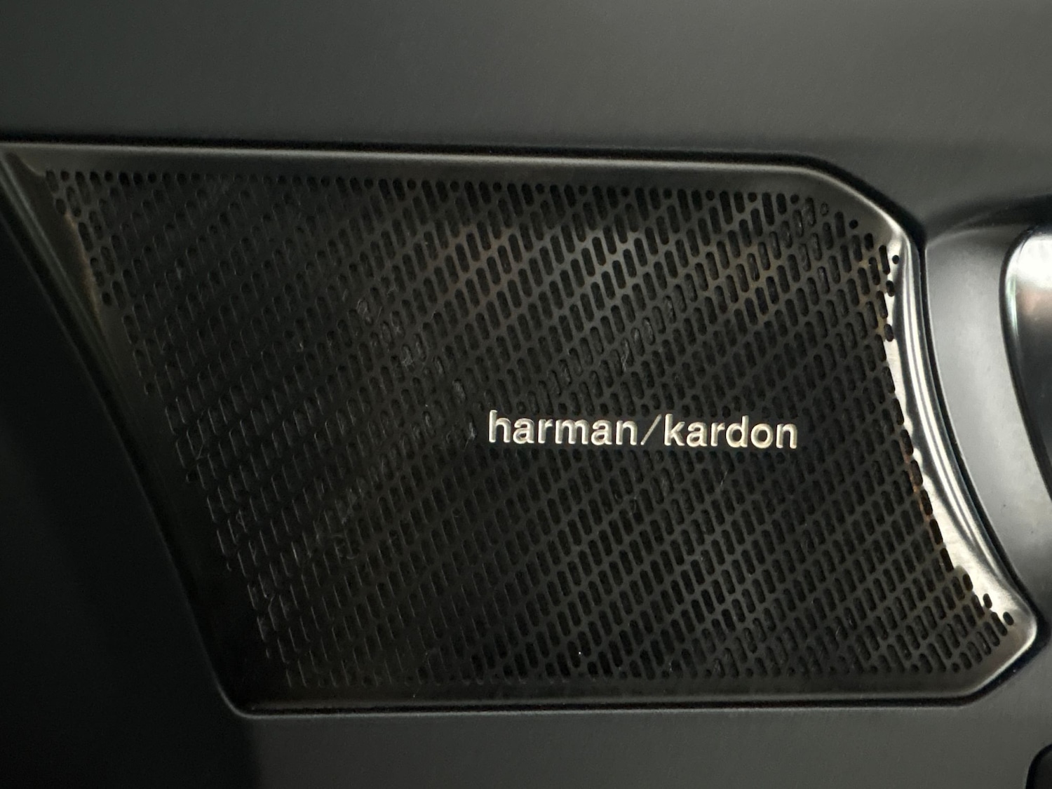 Used Volvo XC40 2020 for sale - 76719917: Photo 7