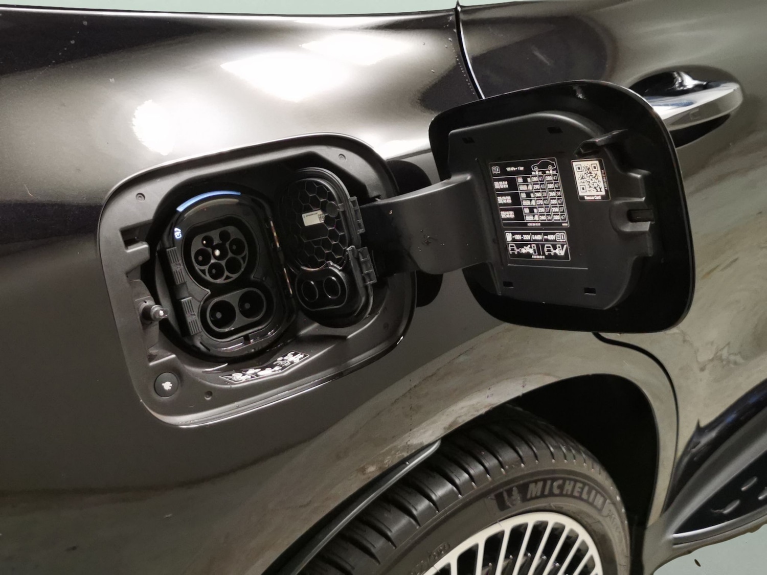 Used Mercedes-Benz EQC 2020 for sale - 76935071: Photo 31