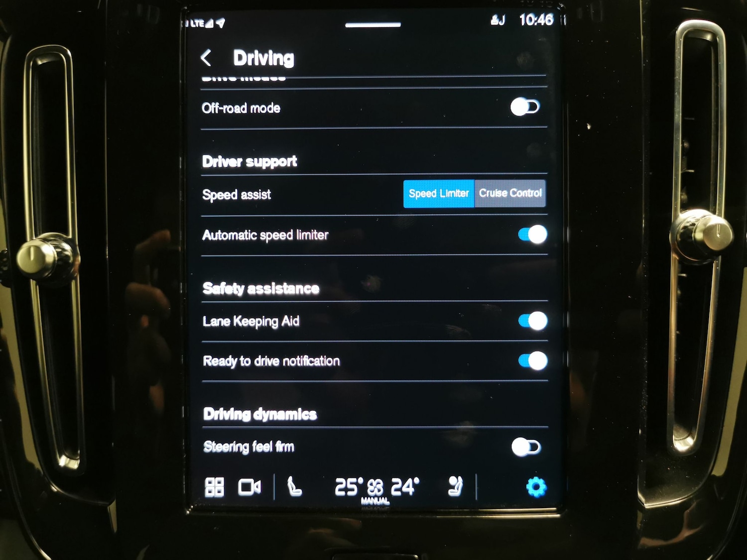 Used Volvo XC40 2023 for sale - 77389362: Photo 20