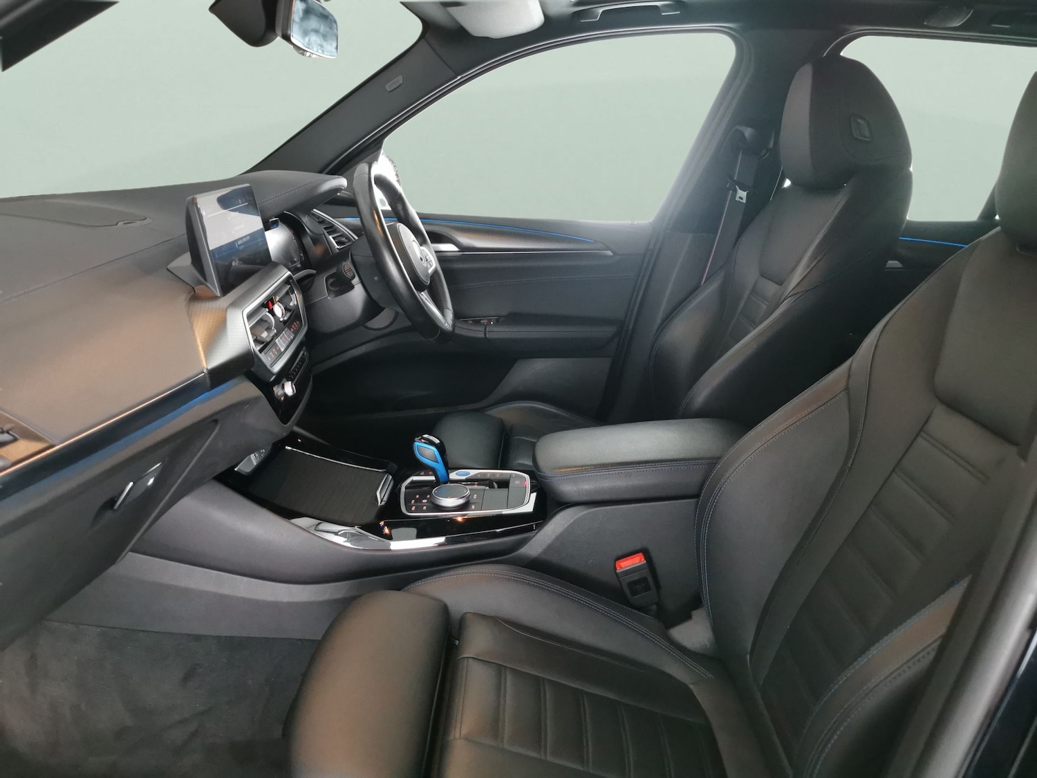 Used BMW iX3 for sale - 76663548: Photo 4