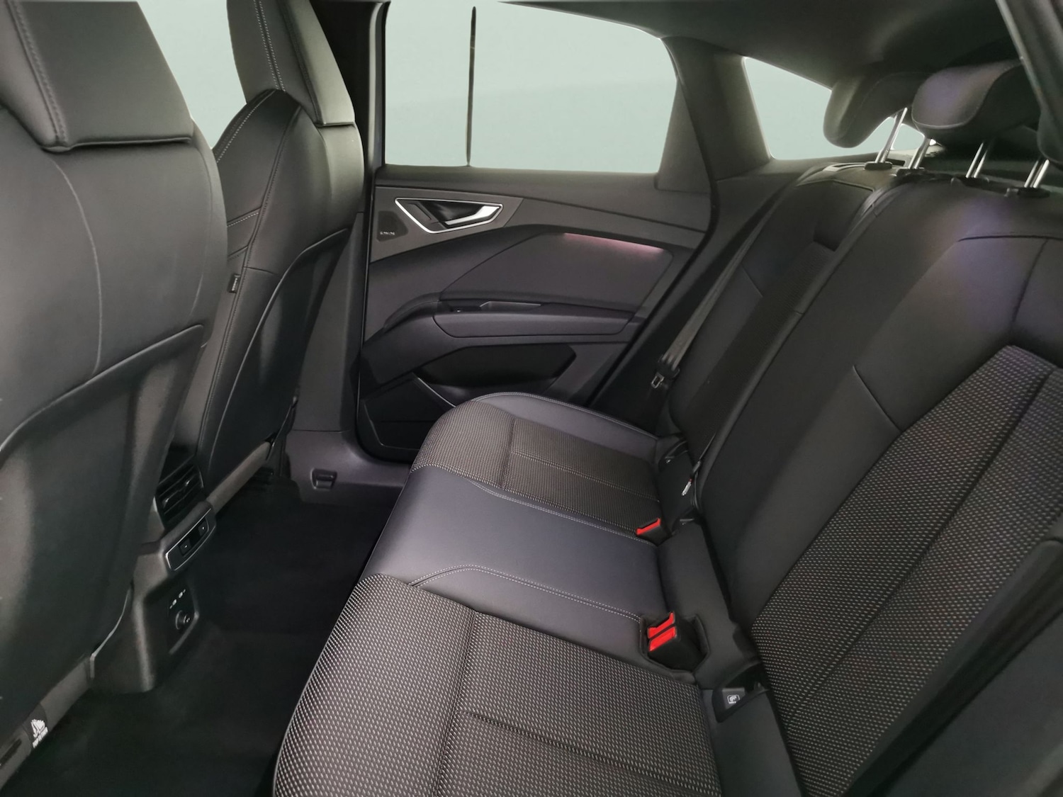 Used Audi Q4 e-tron 2022 for sale - 76762898: Photo 29