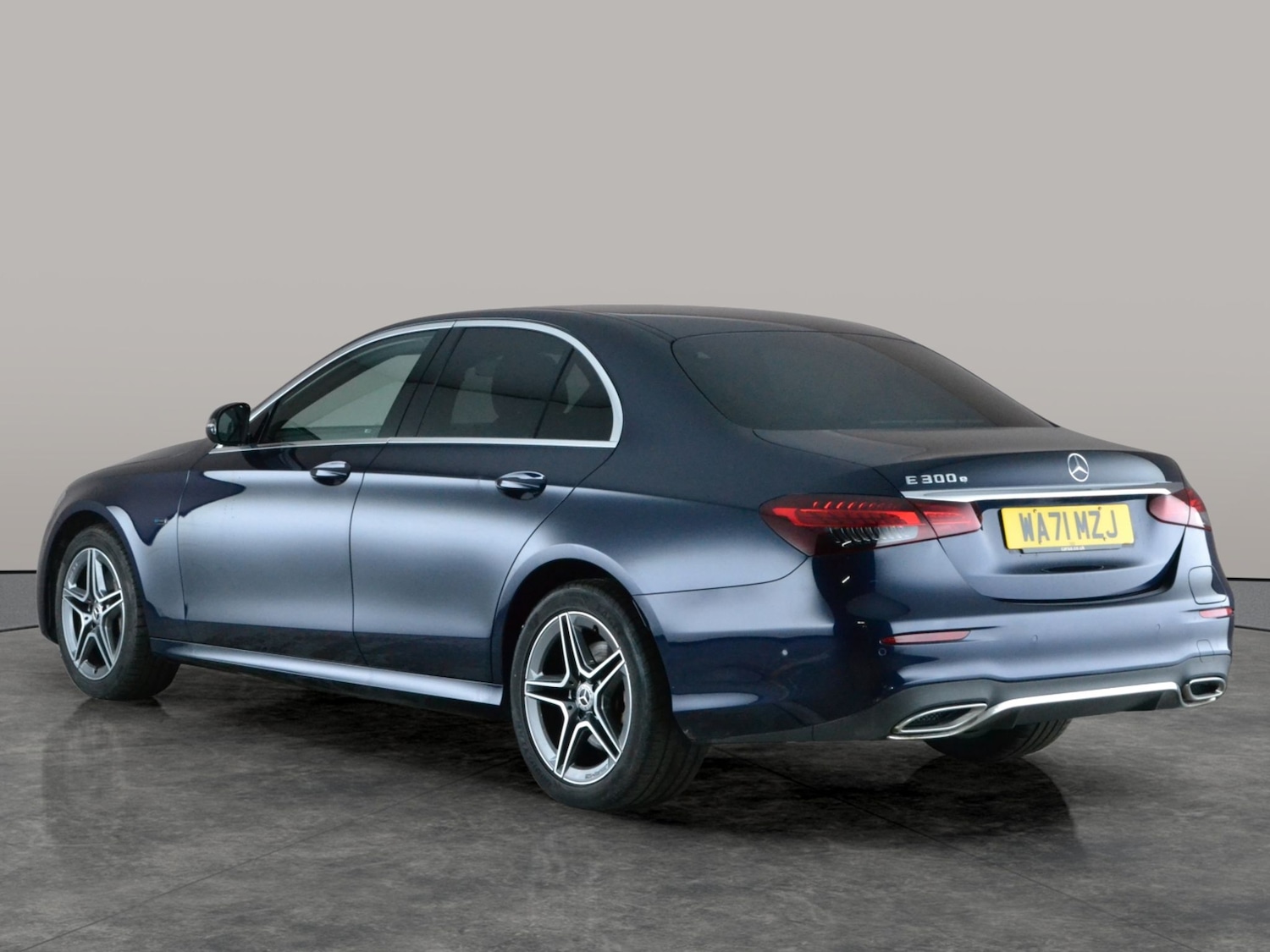 Used Mercedes-Benz E Class 2021 for sale - 77660795: Photo 12