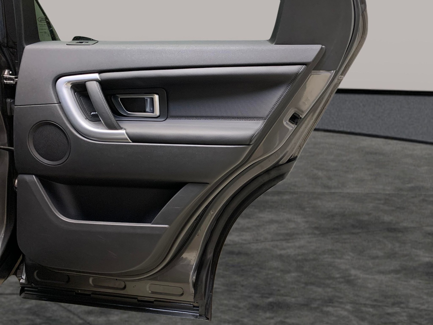 Used Land Rover Discovery Sport 2018 for sale - 76518317: Photo 31