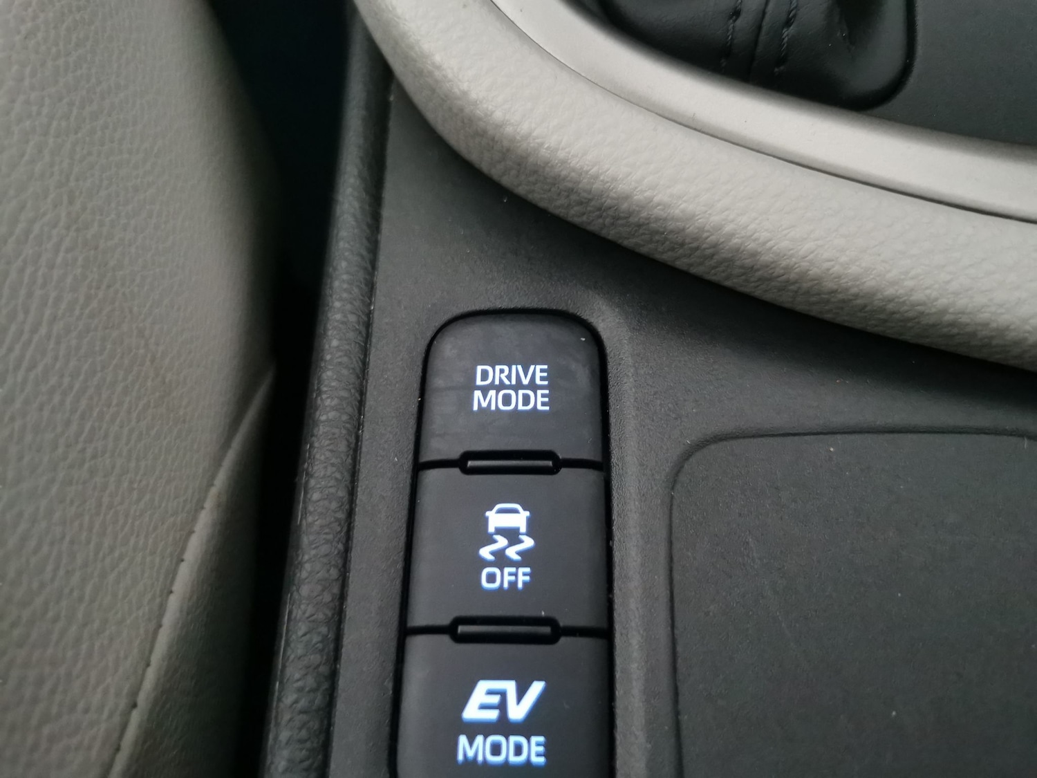 Used Toyota Yaris 2023 for sale - 77448064: Photo 16