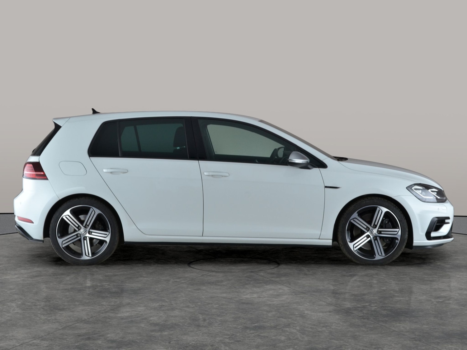 Used Volkswagen Golf 2019 for sale - 77255963: Photo 10