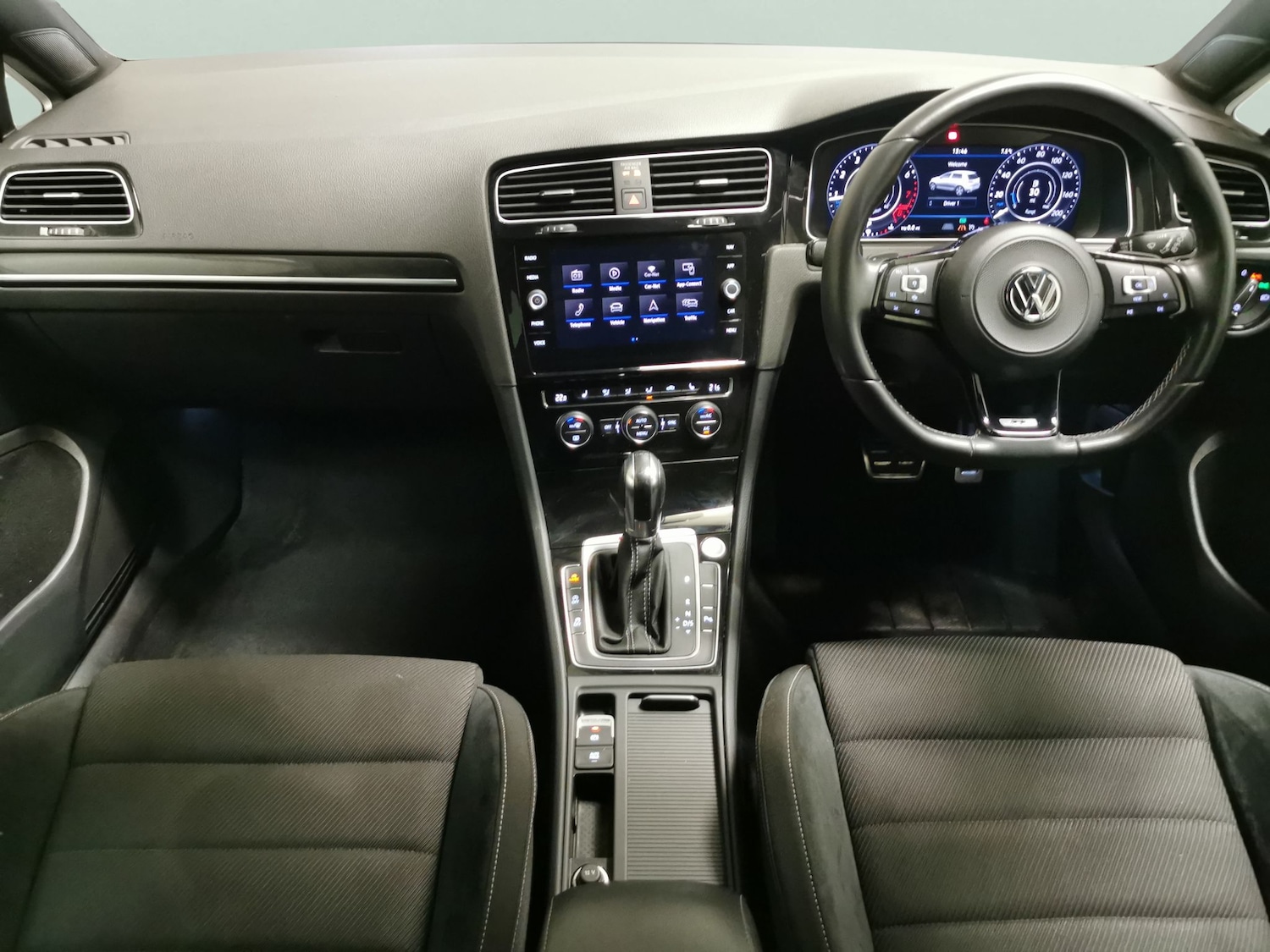 Used Volkswagen Golf 2019 for sale - 77255963: Photo 8