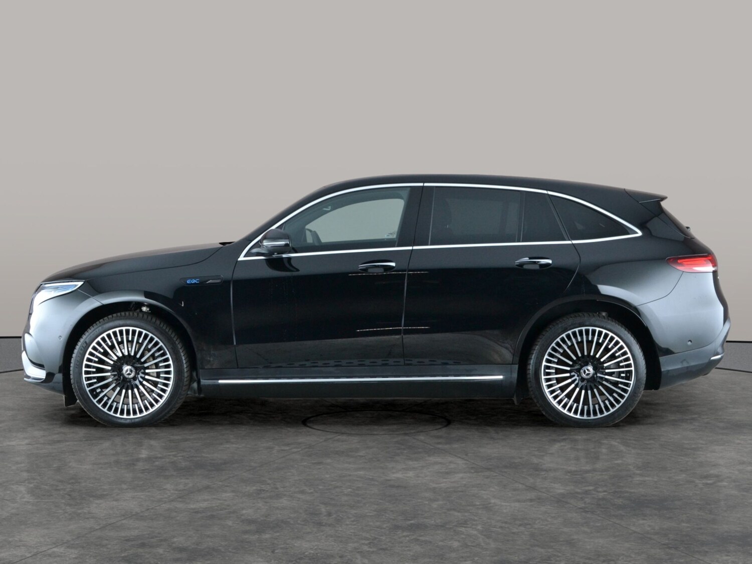 Used Mercedes-Benz EQC 2023 for sale - 77447932: Photo 16