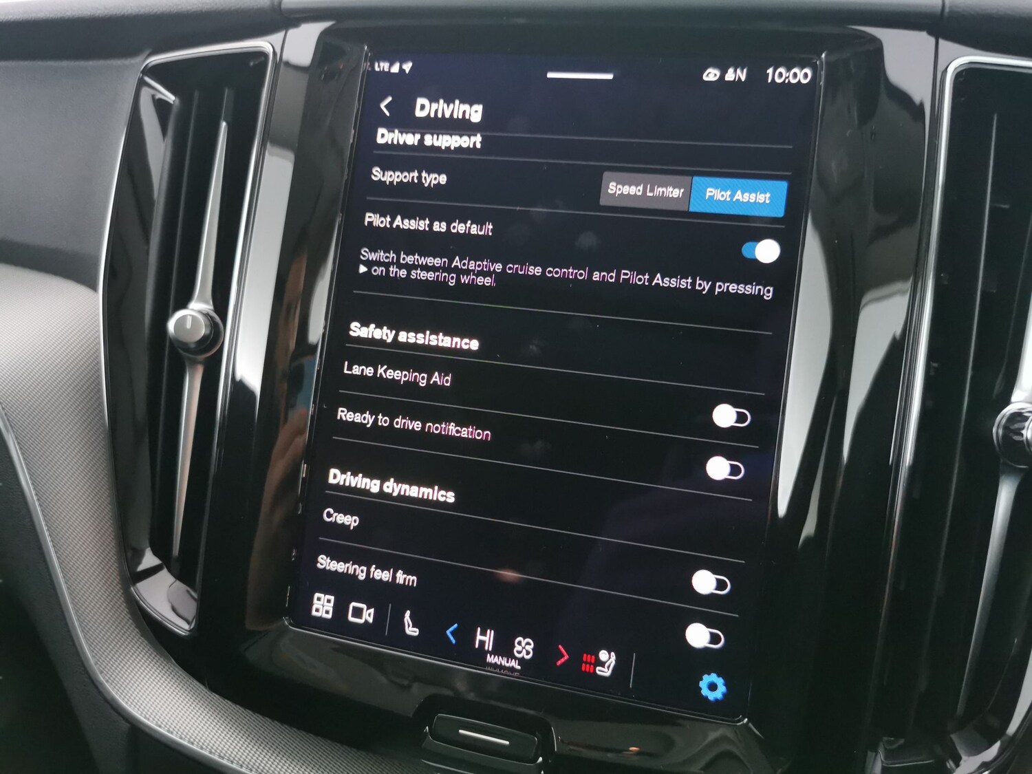 Used Volvo XC60 2023 for sale - 77460858: Photo 26