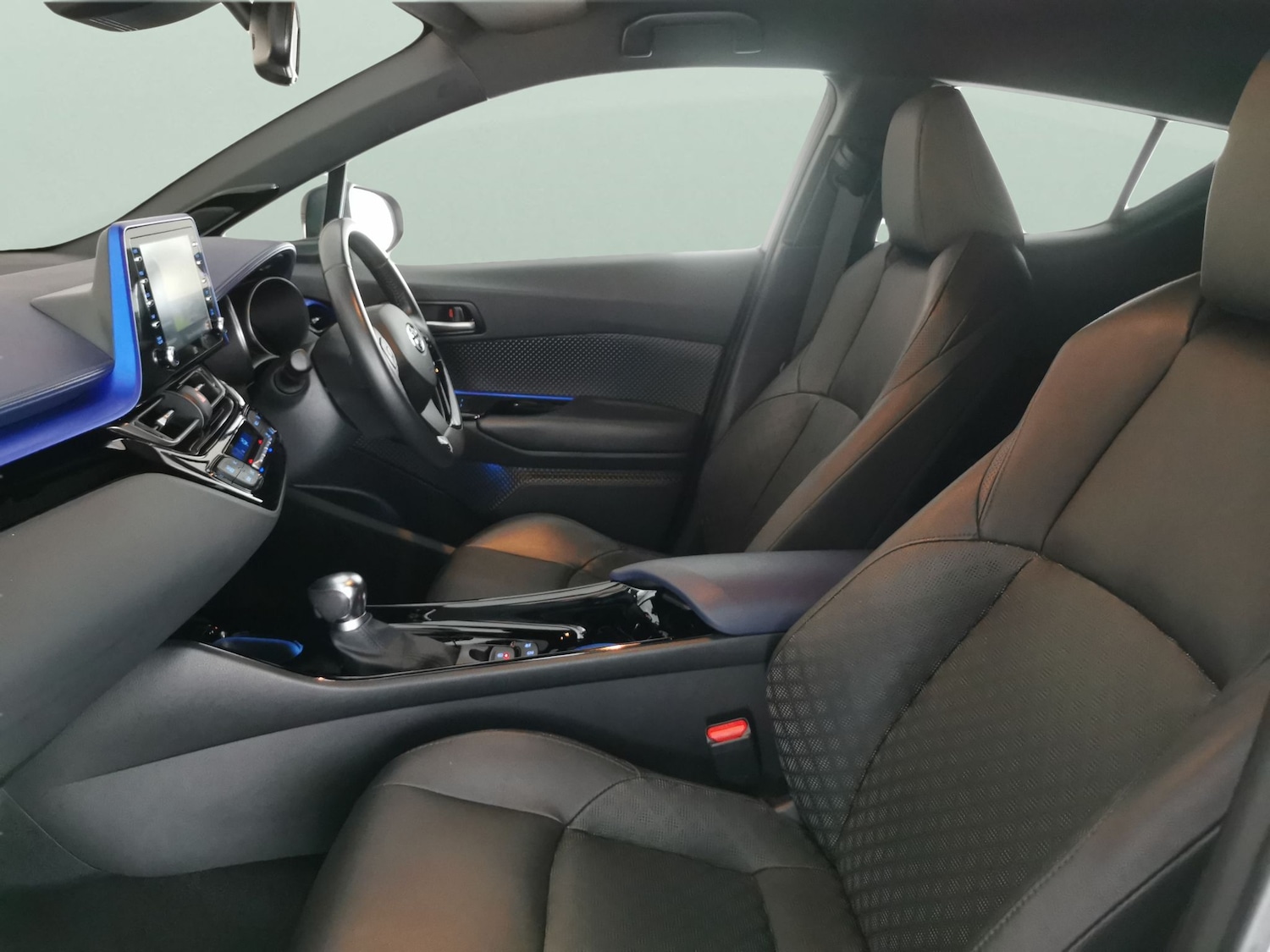 Used Toyota C-HR 2020 for sale - 78025436: Photo 4