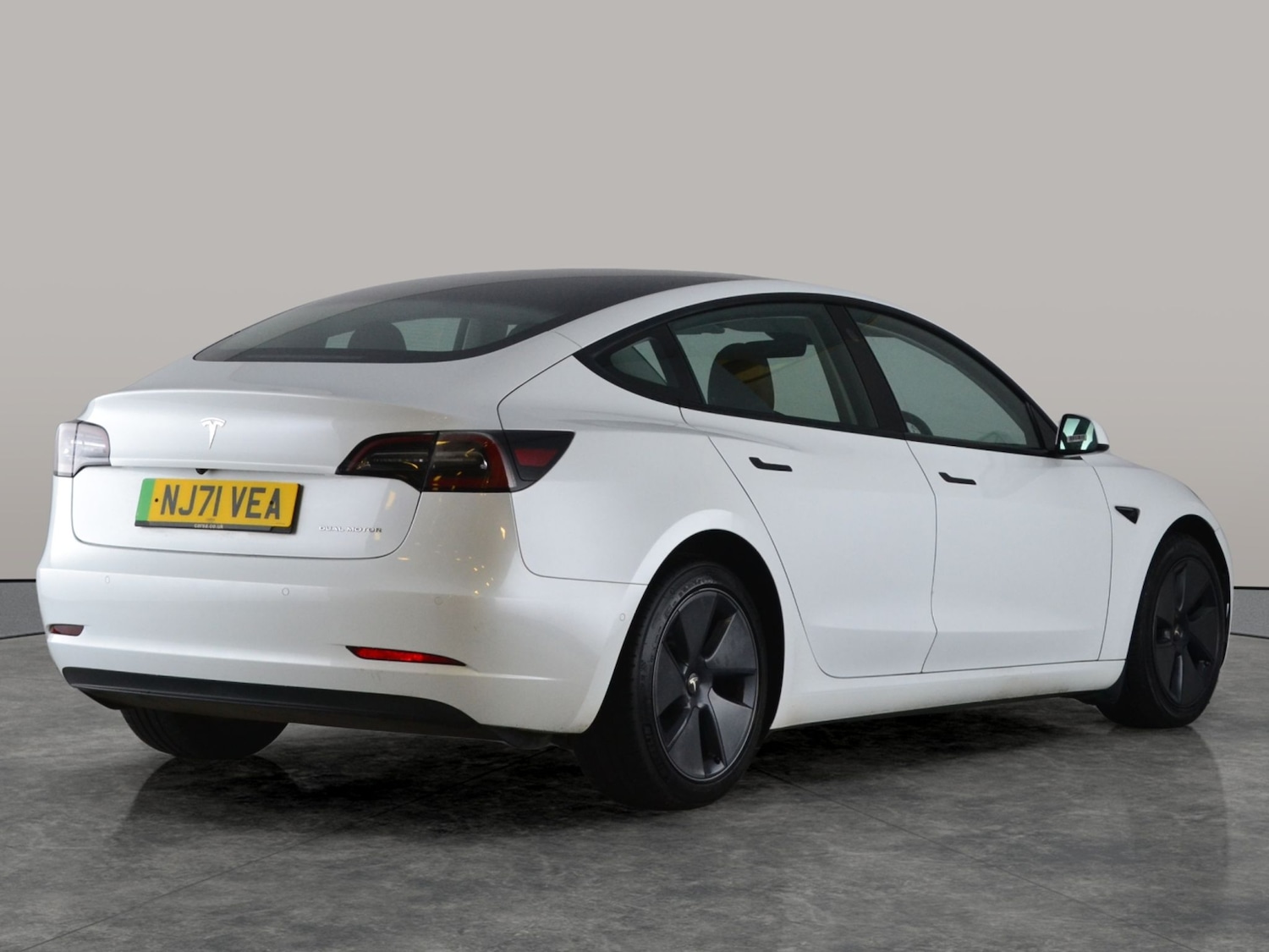 Used Tesla Model 3 2021 for sale - 76413094: Photo 16