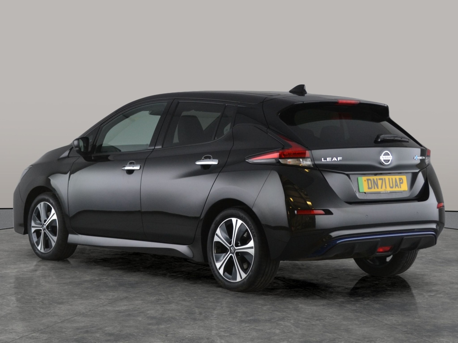 Used Nissan Leaf 2021 for sale - 77988715: Photo 9