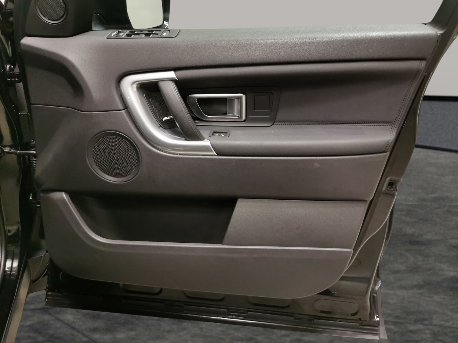 Used Land Rover Discovery Sport 2018 for sale - 77581839: Photo 30