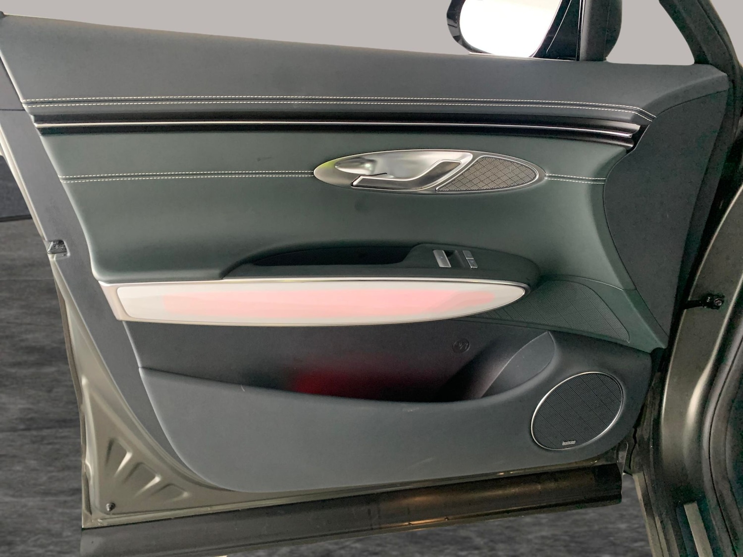 Used Genesis GV70 for sale - 77298009: Photo 29