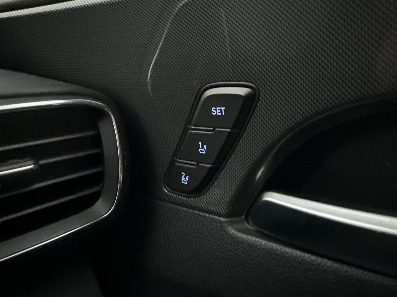 Used Hyundai Santa Fe 2023 for sale - 77446793: Photo 19