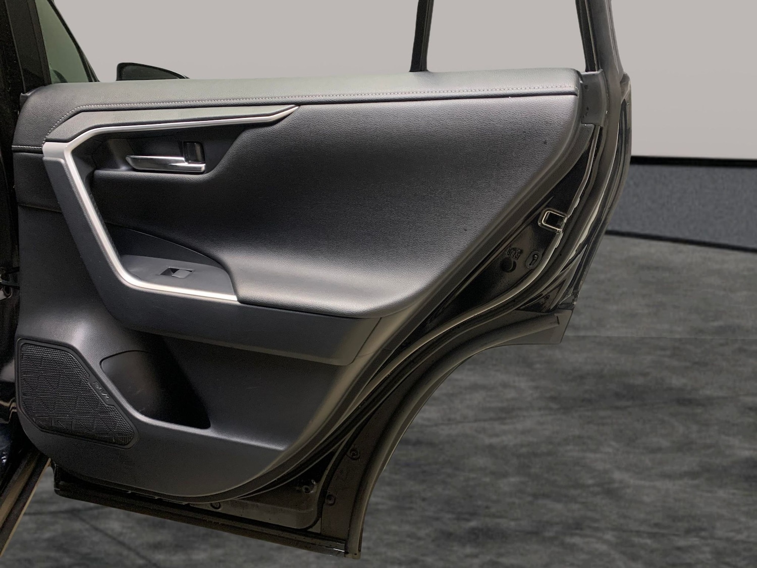 Used Toyota RAV4 2021 for sale - 77159715: Photo 29