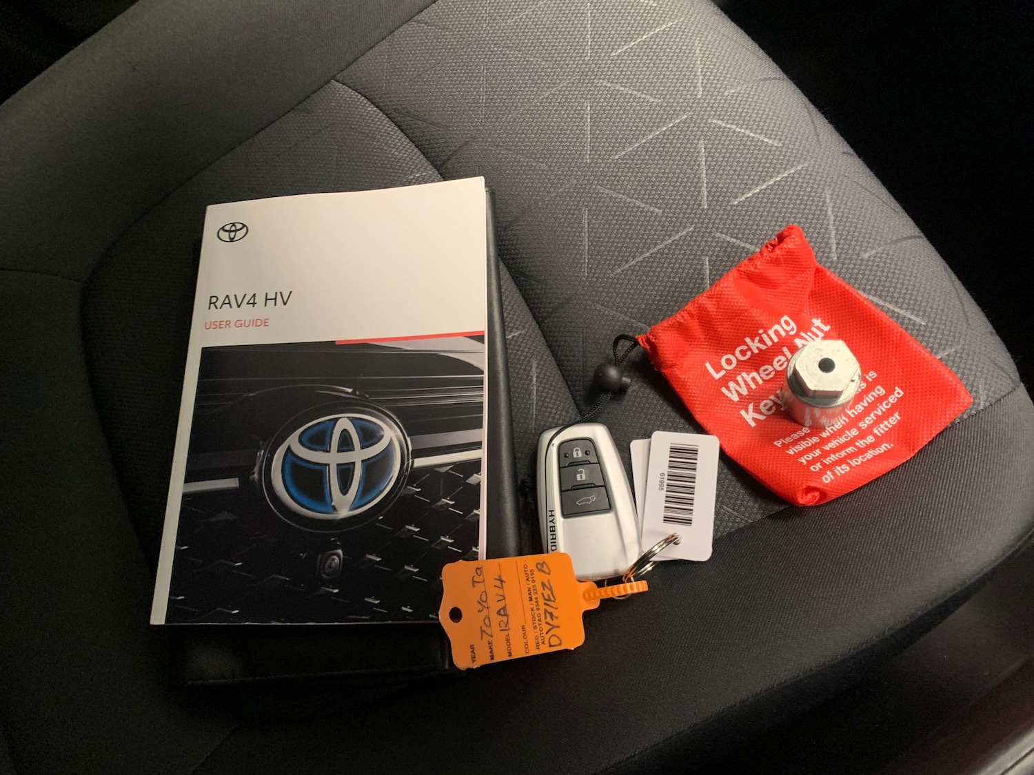 Used Toyota RAV4 2021 for sale - 77159715: Photo 31