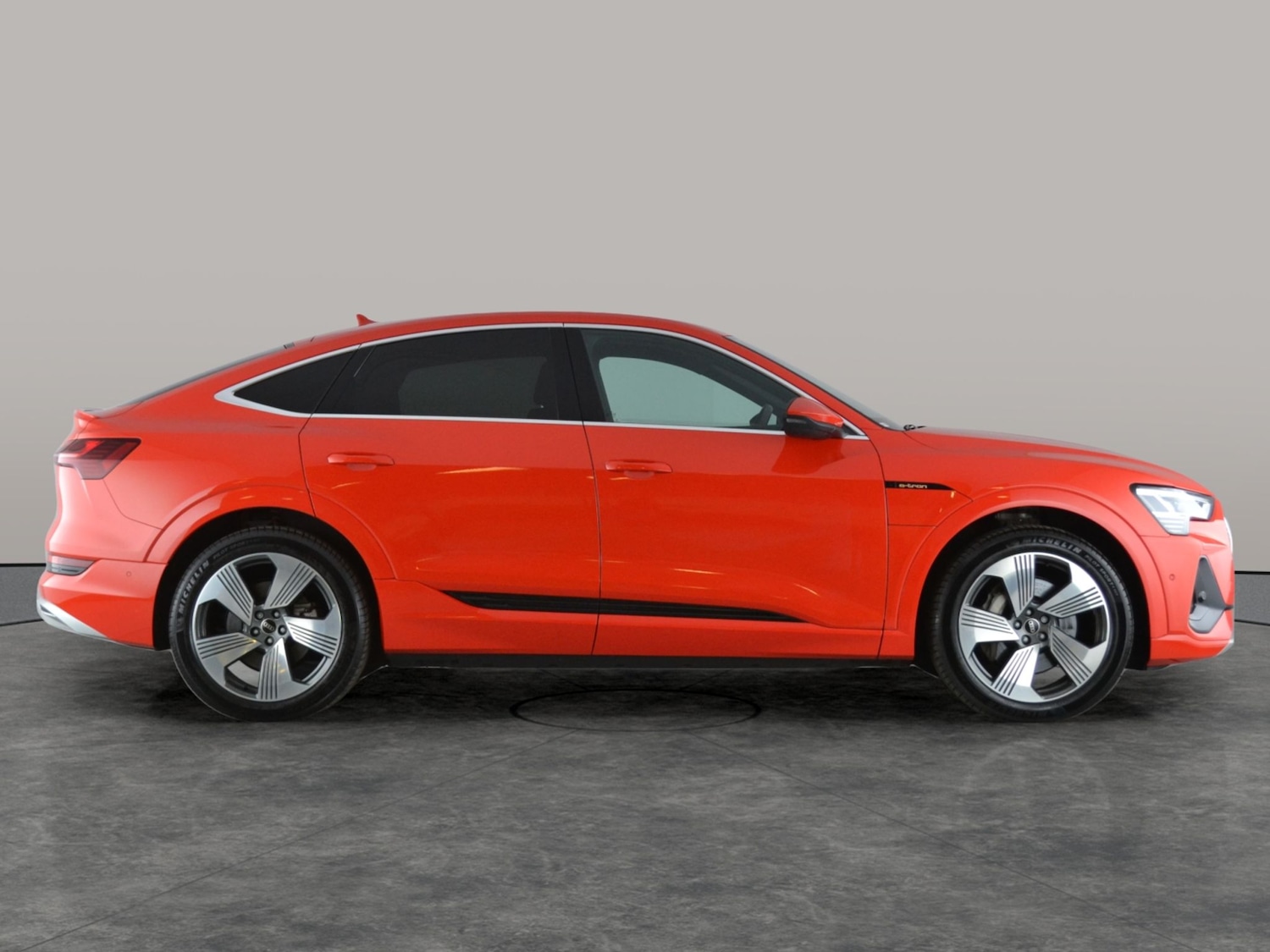 Used Audi e-tron 2022 for sale - 76526021: Photo 13