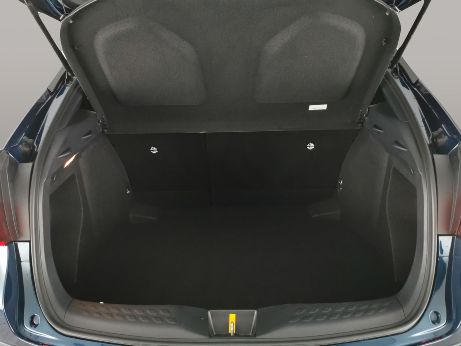 Used Toyota C-HR 2023 for sale - 77083826: Photo 32