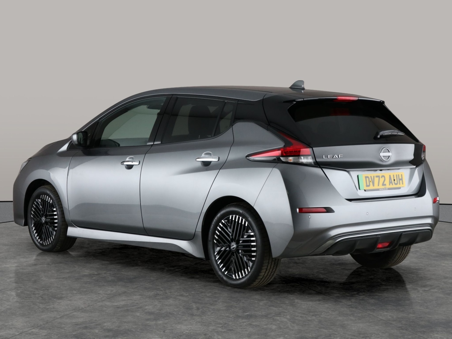 Used Nissan Leaf for sale - 76464216: Photo 14