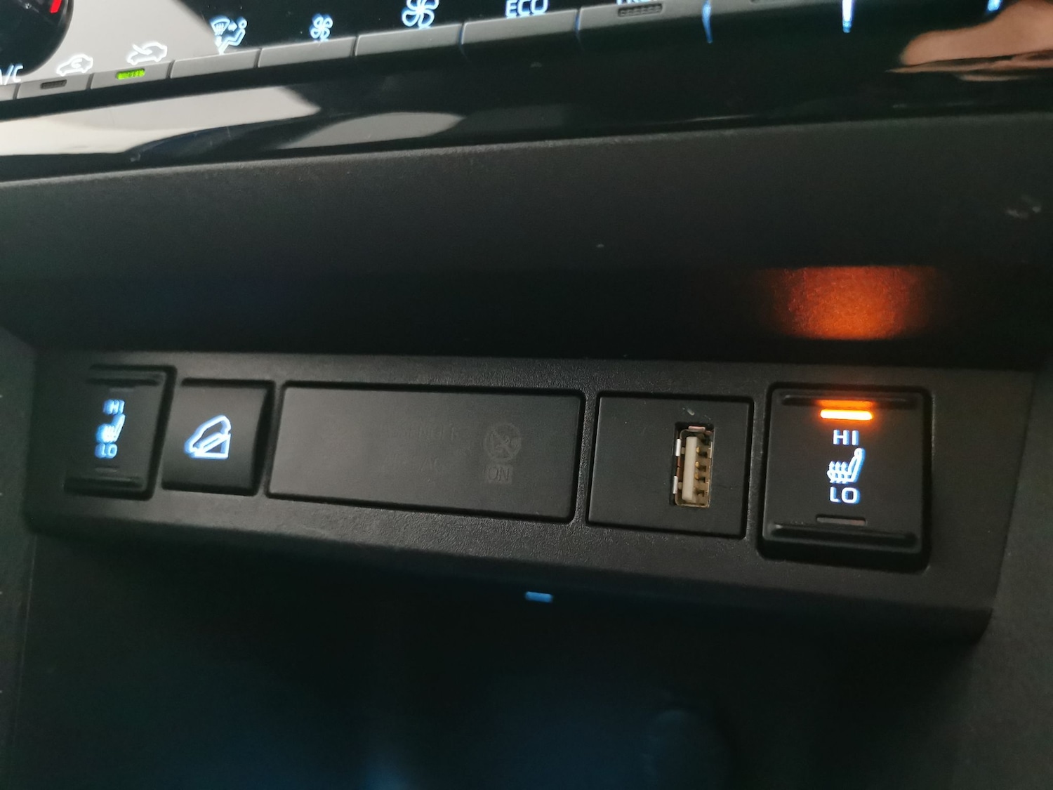 Used Toyota Yaris Cross 2022 for sale - 77036529: Photo 19