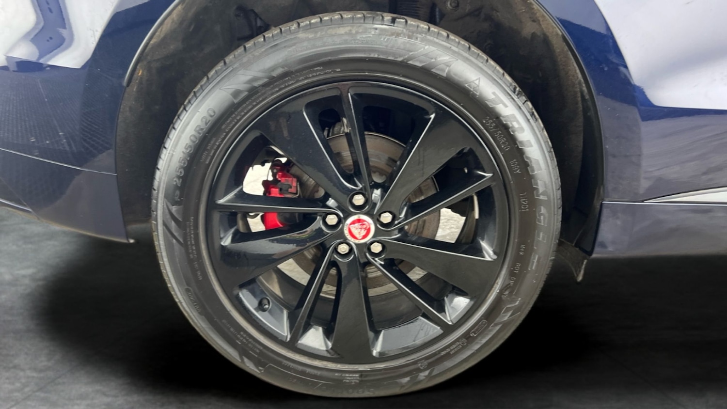 Used Jaguar F-Pace for sale - 76978359: Photo 11