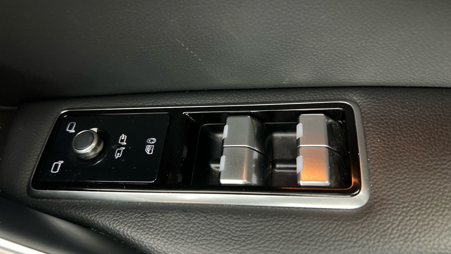 Used Jaguar F-Pace for sale - 76978359: Photo 28