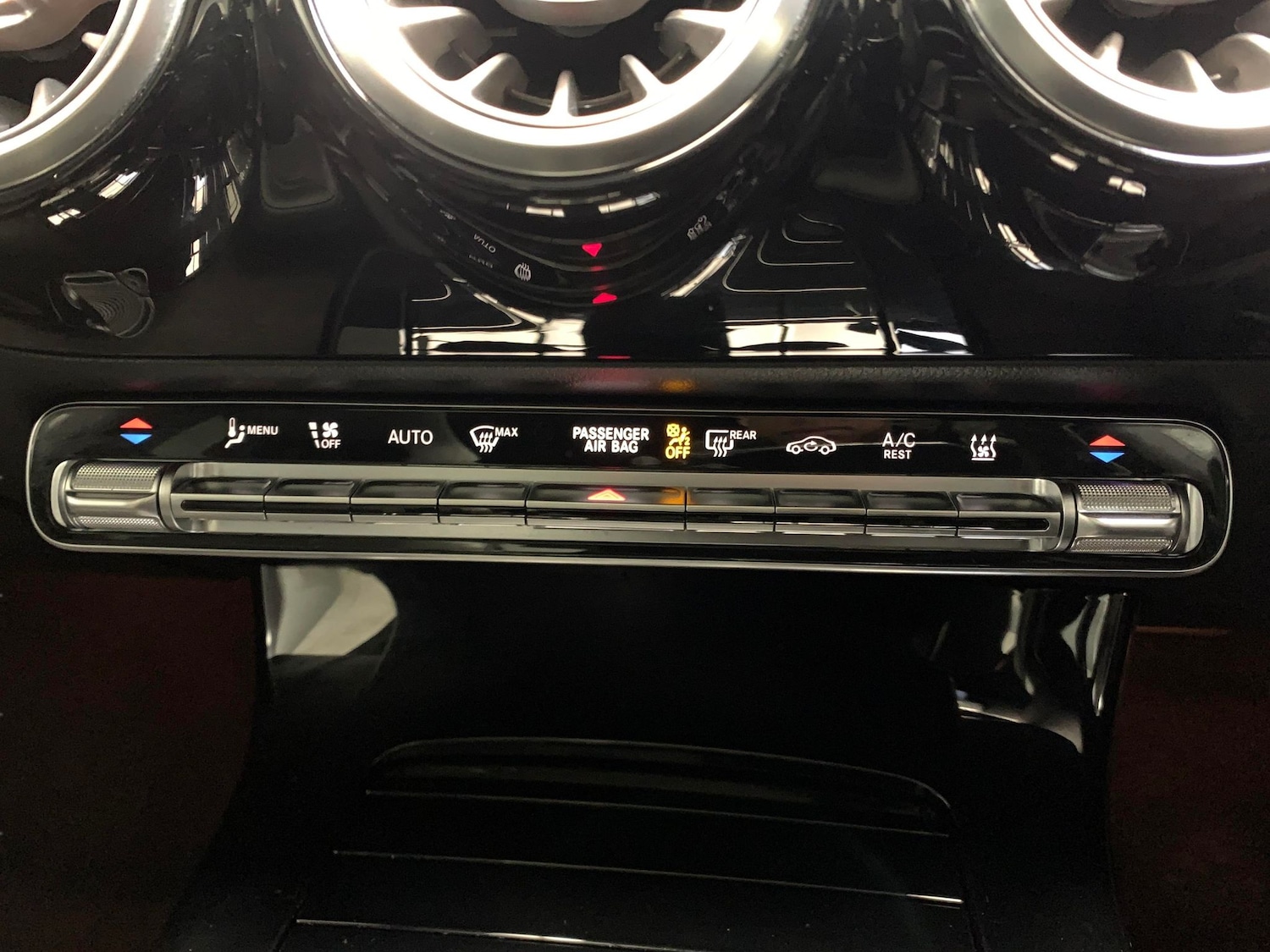 Used Mercedes-Benz CLA 2022 for sale - 76901877: Photo 22