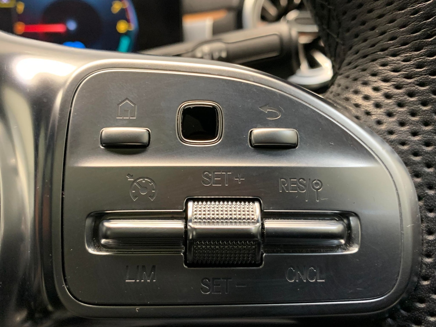 Used Mercedes-Benz CLA 2022 for sale - 76901877: Photo 25