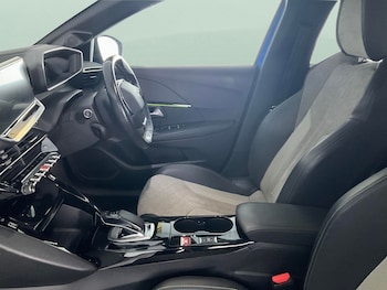 Used Peugeot E-208 2020 for sale - 76693941: Photo