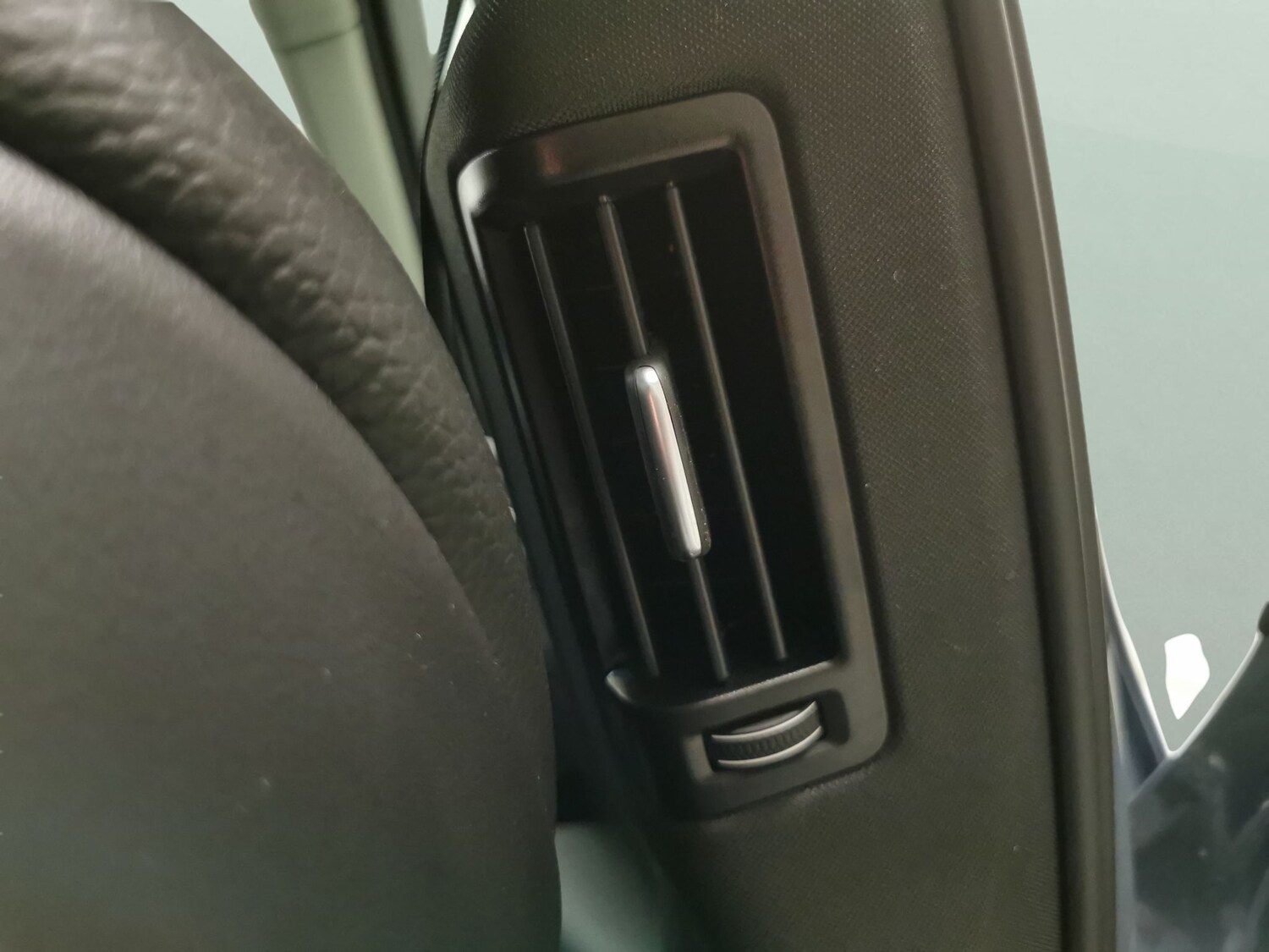 Used Volvo XC60 2023 for sale - 77472271: Photo 13