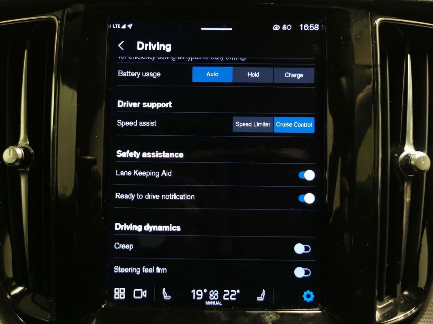 Used Volvo XC60 2023 for sale - 77472271: Photo 18