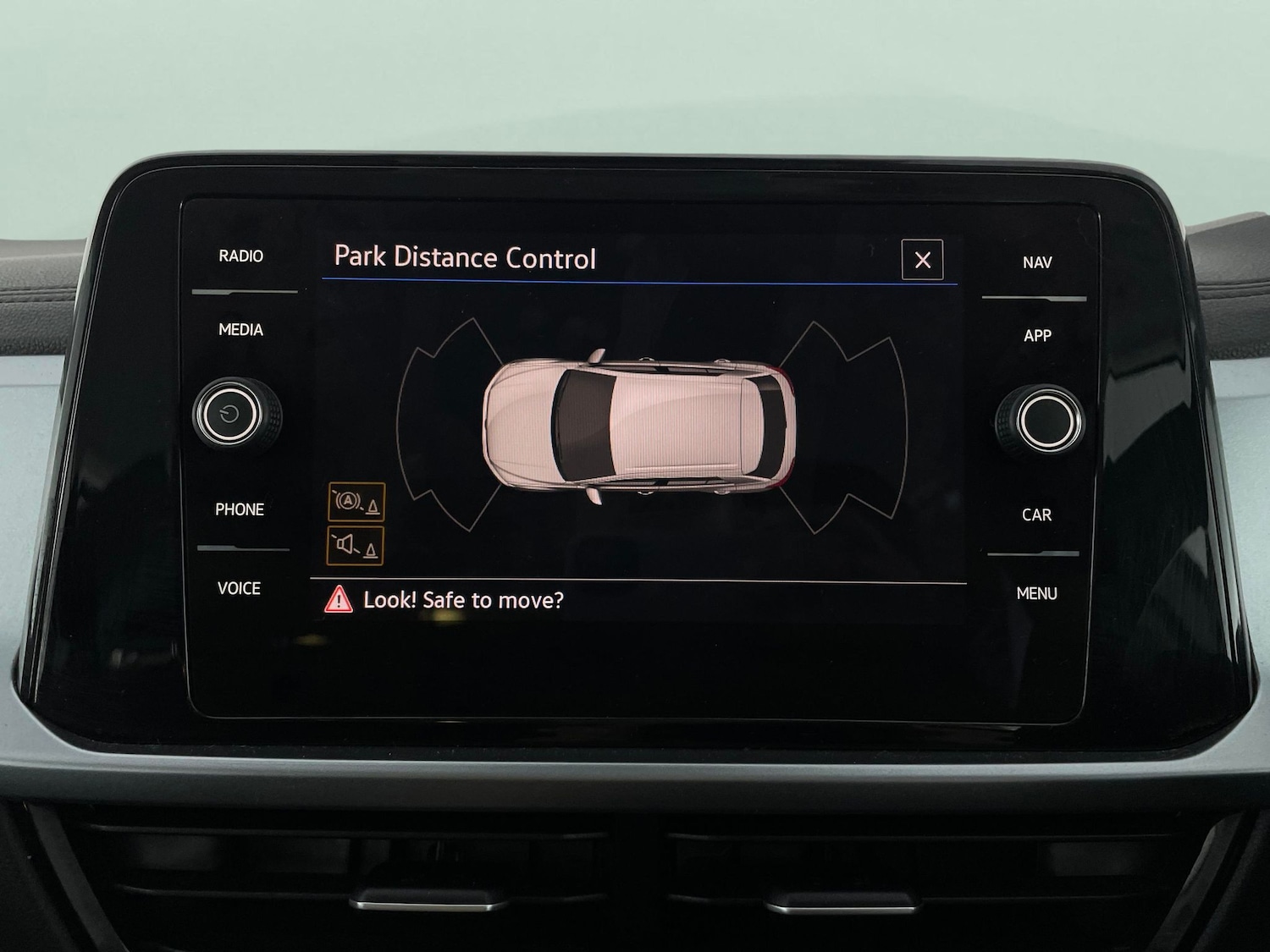 Used Volkswagen T-Roc 2022 for sale - 76555061: Photo 18