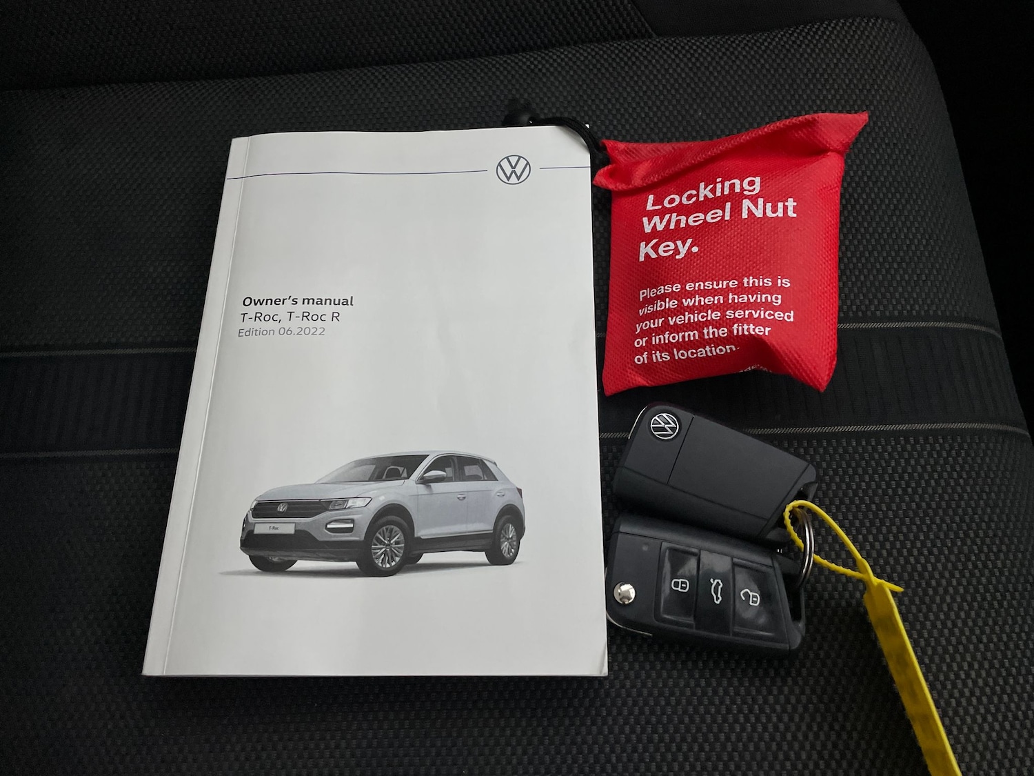 Used Volkswagen T-Roc 2022 for sale - 76555061: Photo 33