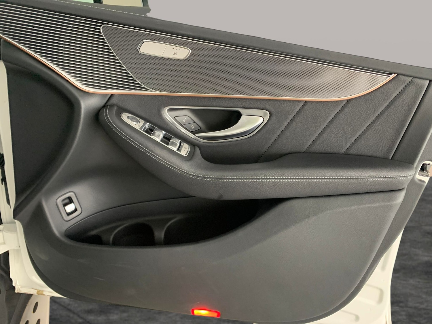 Used Mercedes-Benz EQC 2022 for sale - 77127849: Photo 32