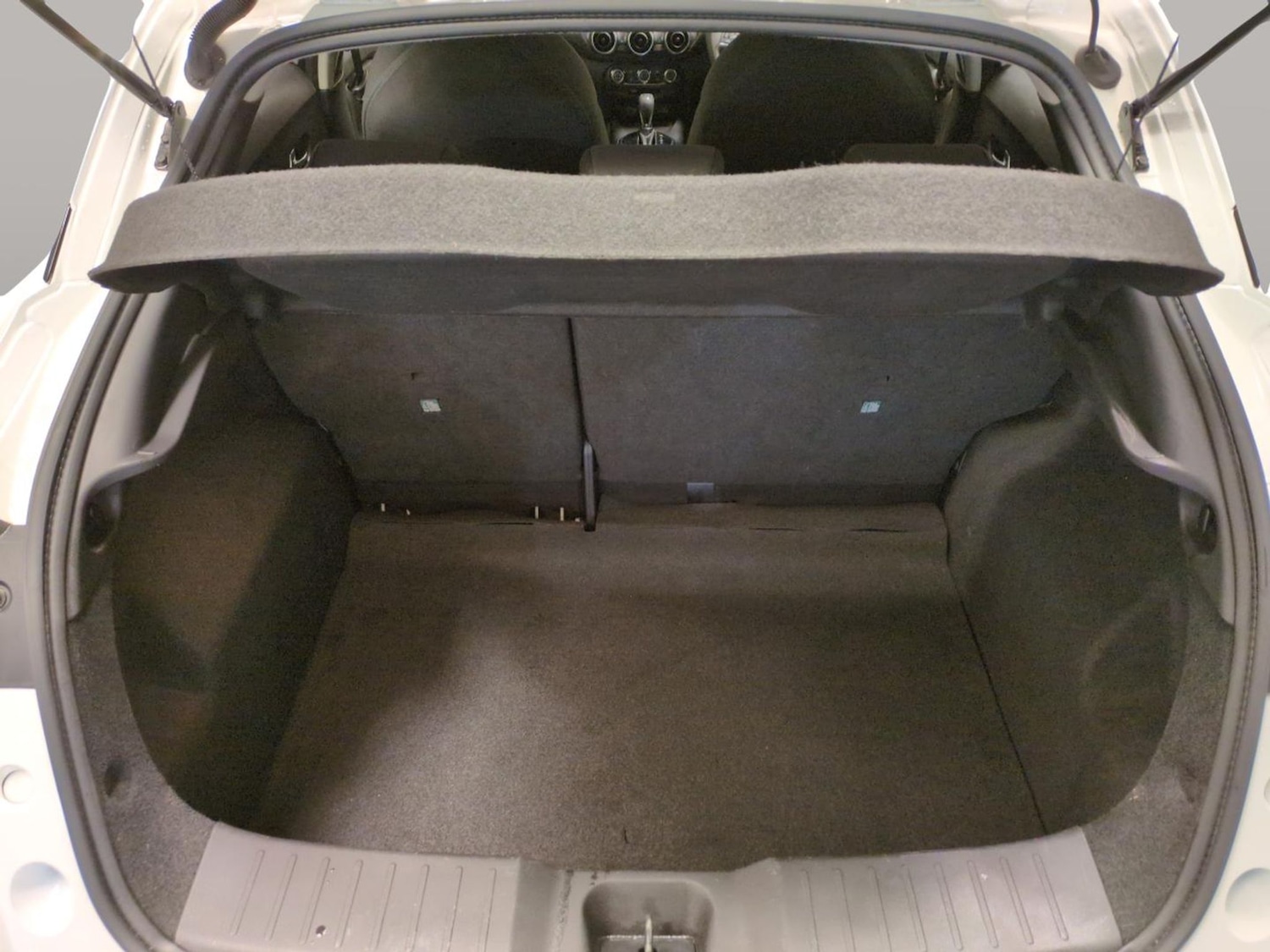 Used Nissan Juke 2023 for sale - 78107873: Photo 32