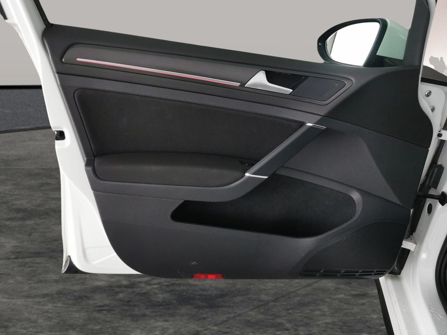 Used Volkswagen Golf 2018 for sale - 76661427: Photo 25