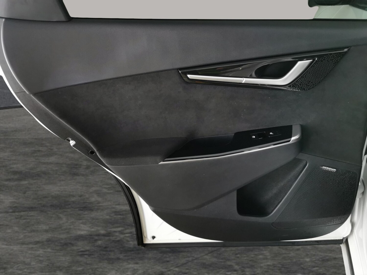 Used Kia EV6 for sale - 77960518: Photo 37