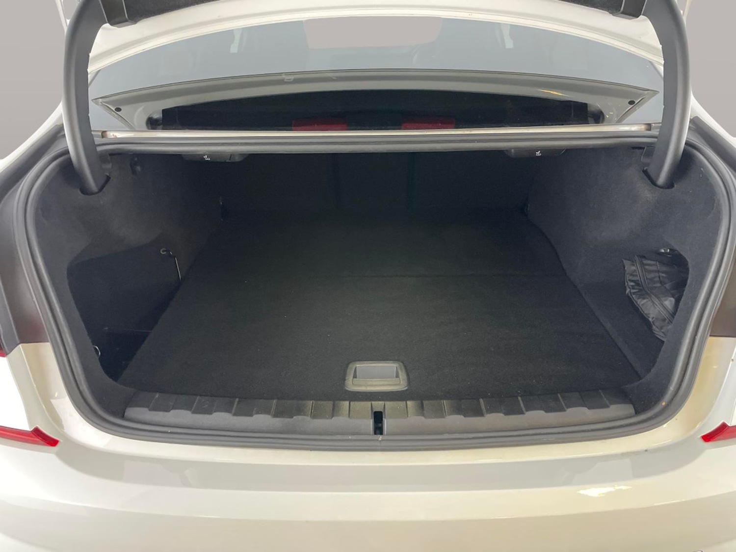 Used BMW 3 Series 2021 for sale - 76392096: Photo 46