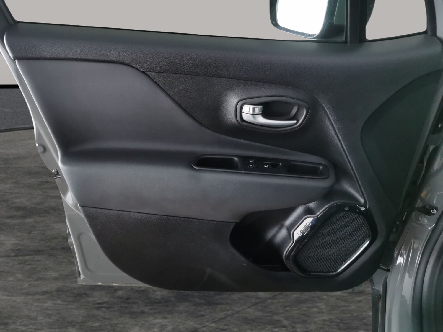 Used Jeep Renegade 2020 for sale - 78065406: Photo 24