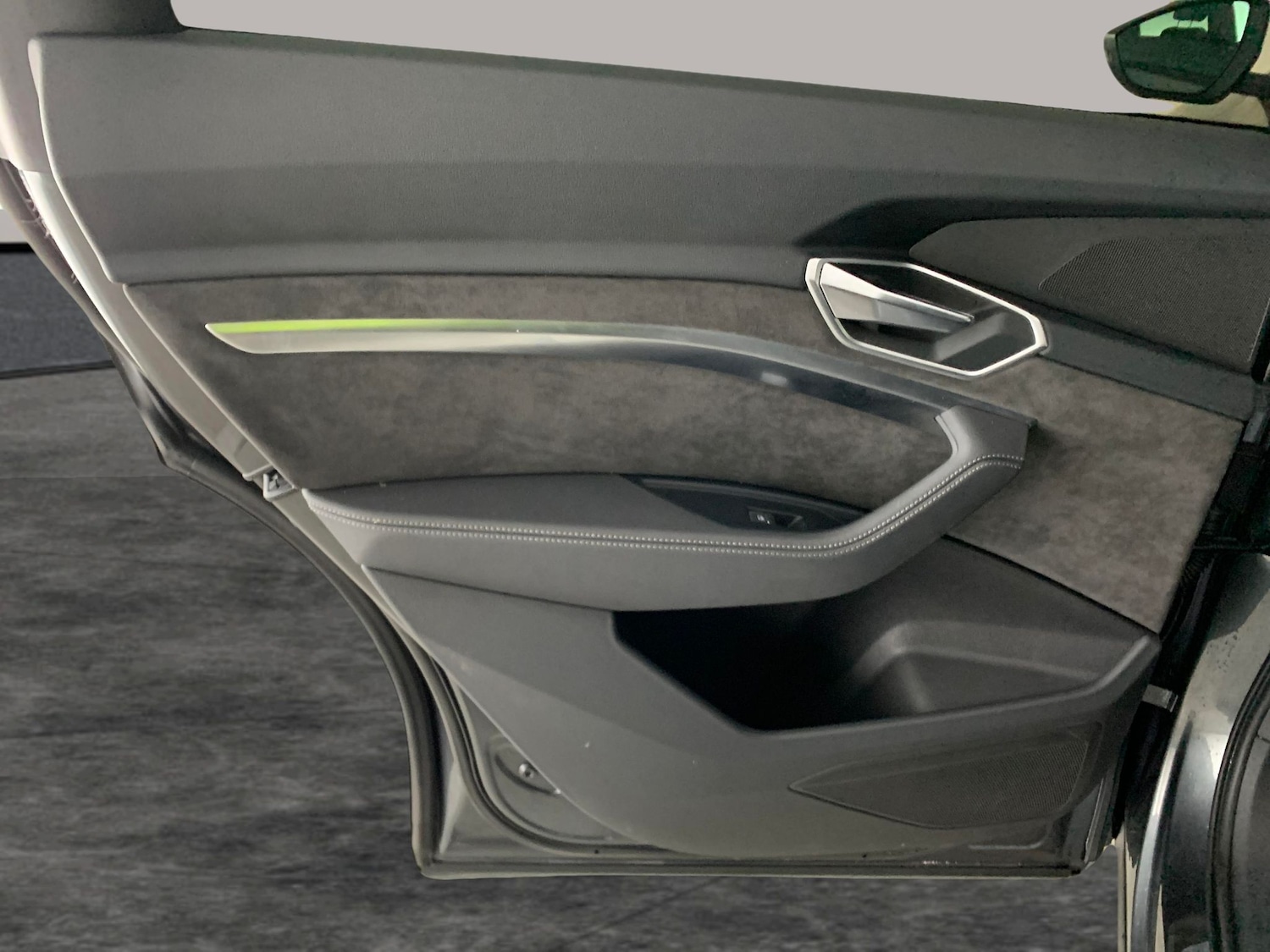 Used Audi e-tron 2021 for sale - 76980439: Photo 33