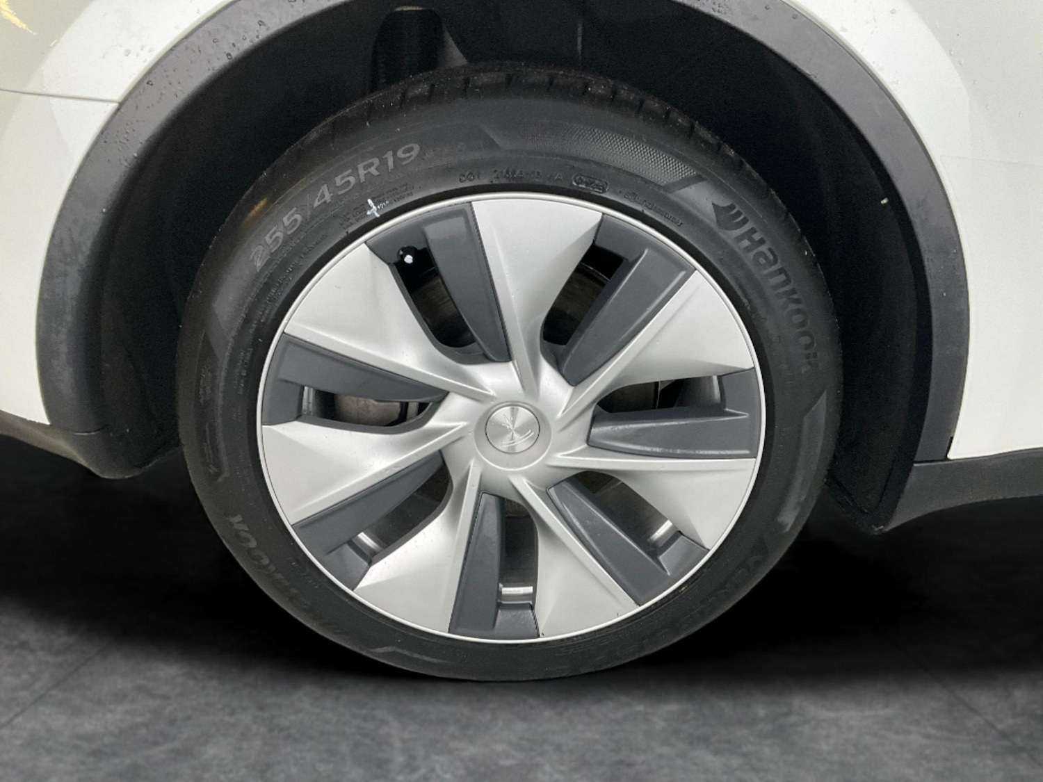 Used Tesla Model Y 2023 for sale - 76555094: Photo 30